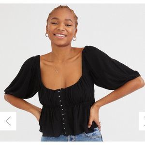 URBAN OUTFITTERS Lisabeth Half Sleeve Black Blouse